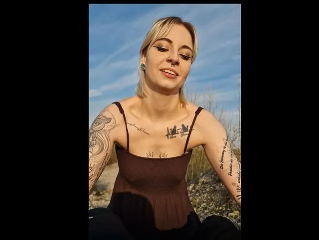 Blowjob beim Sonnenuntergang