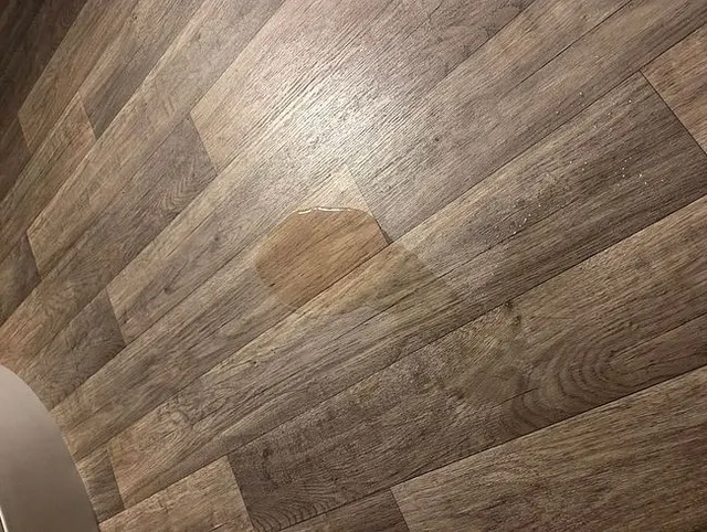 Ich Piss auf ihn und in seine Wohnung . Und auch Draußen mach ich was ich will