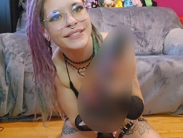 KRASS!!! MONSTER-DILDO aus dem WELTALL!!! DAS KÖNNTE JETZT EIN KLEINES BISSCHEN WEH TUN