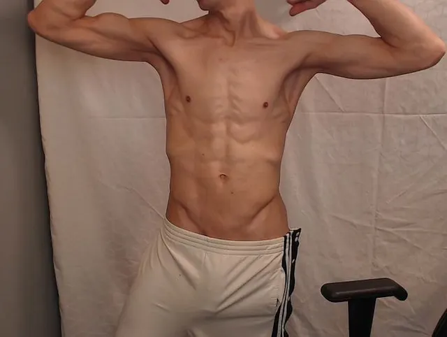 Muscle Flexing Hot Posing Throbbing Long Dick Hot Load