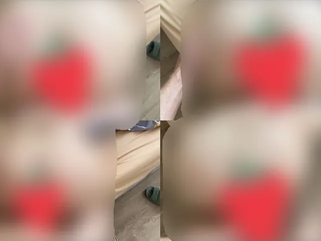 Schöner großer weißer Arsch im Doggystyle