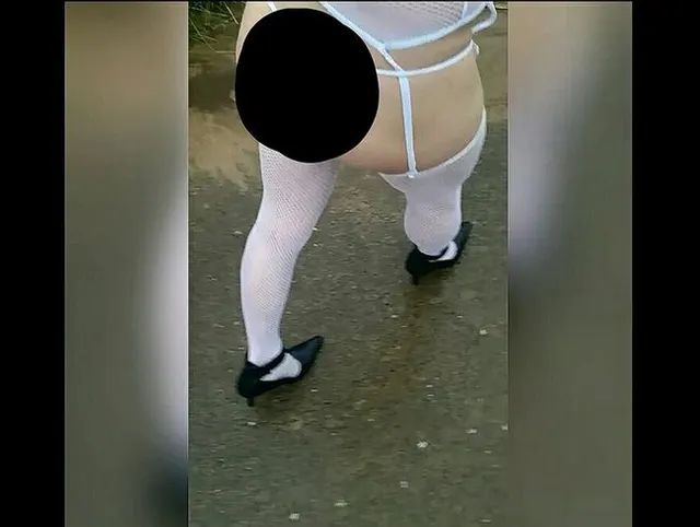 In sexy Dessous outdoor Part I