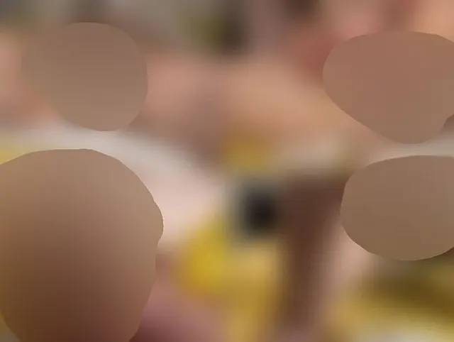 Erst fingern, dann ficken und zum Schluss einen schönen Creampie