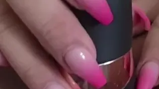 Meine nasse Fotze braucht es ständig! Wenn kein Schwanz da ist, muss ich selber Hand anlegen?