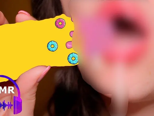 Blowjob Nahaufnahme Sperma auf der Zunge