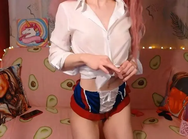 Atemberaubender Striptease und heißer Reitdildo