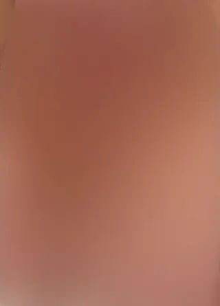 Ich bringe mich mit meiner Hand zum Kommen und squirte dabei