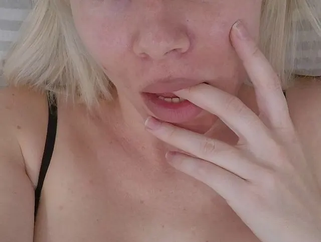Schlampen POV Muschi-Spiel - Ich war so geil, wie meine Fotze vor einem riesigen Orgasmus pulsiert