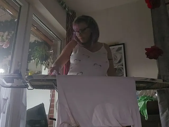 Ein Bügelvideo