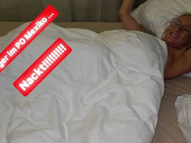 Finger im po mexiko…. na Ohrwurm??? Nackt in deinem Bett!!!!