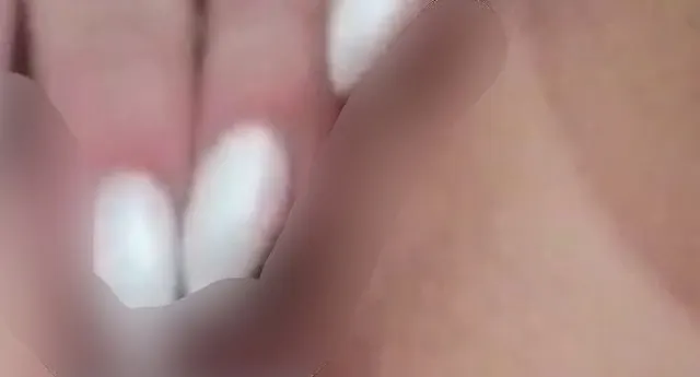 Enge Muschi-Masturbation