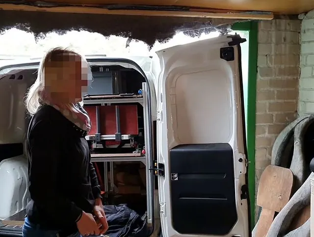 Heißer Quickie in der Garage