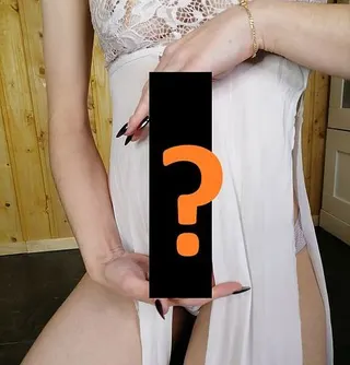 Ich Reite auf ein Drachen Dildo.