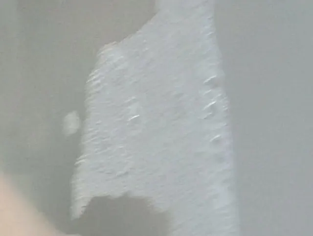 Pee in der Wanne
