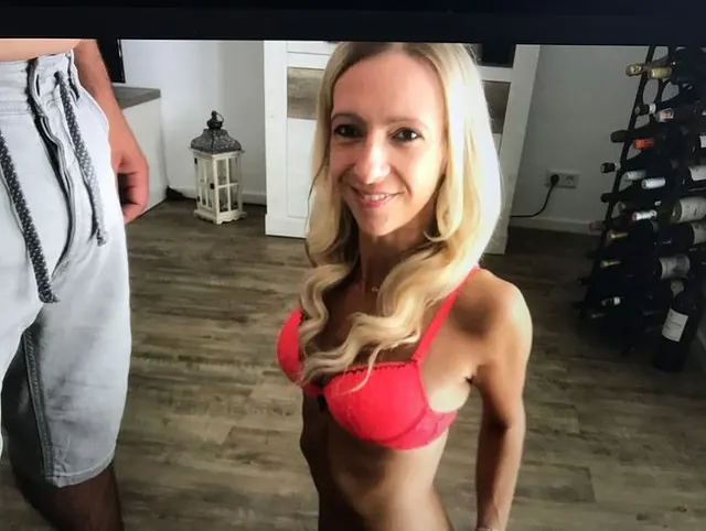 Mein erstes mal vor der Cam alles ins Gesicht gespritzt