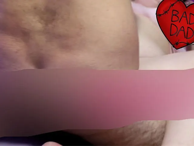 WIE HEFTIG ICH BEI DADDY'S SCHWANZ KOMME