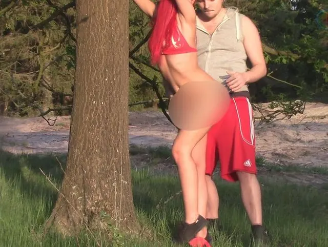 am Baum gebumst