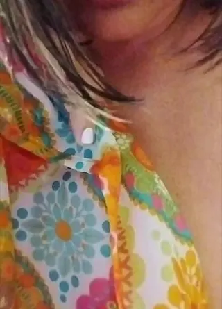 Dusche für meine Titten und Achseln