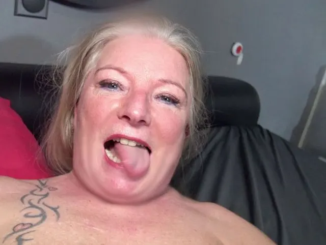 Mein 1. AO Creampie und Cum Fan-GangBang in 2025! Teil 7