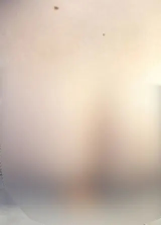 Unrasierte Möse fickt Dildo im Doggystyle und kommt DREI mal dabei