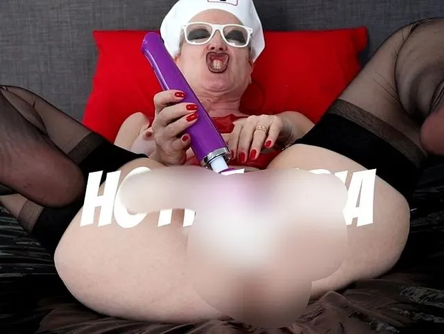 Meine riesigen Ficklappen werden besamt