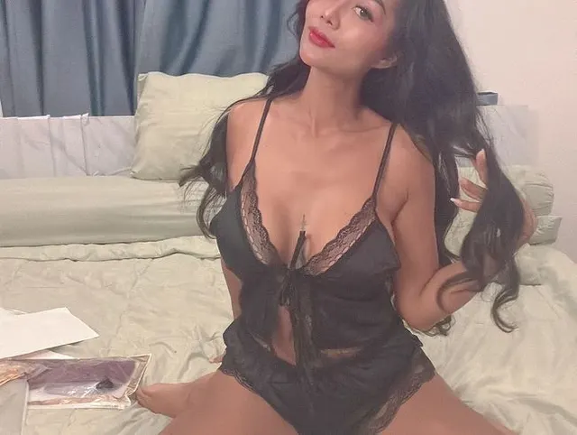 Teil 5/10 meiner neuen Dessous heute kommen die schwarzen ...