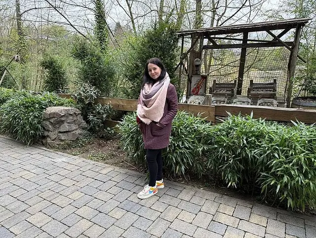 Im Freizeitpark erkannt! EmmaSecret hart durchgefickt!