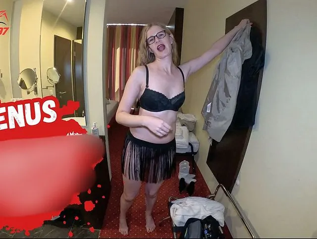 Venus Fick Extrem! User mit fettem Schwanz gibt alles!