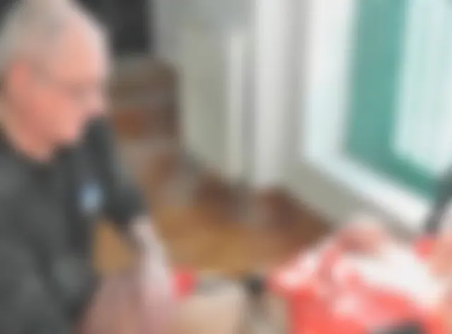 Lexie hat eine große fisting
