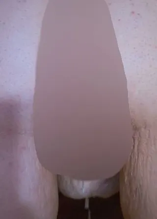 Nach dem Fick läuft ein wenig Pisse aus meiner triefenden Fotze