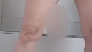 Geiler Dildo-Fick in der Dusche