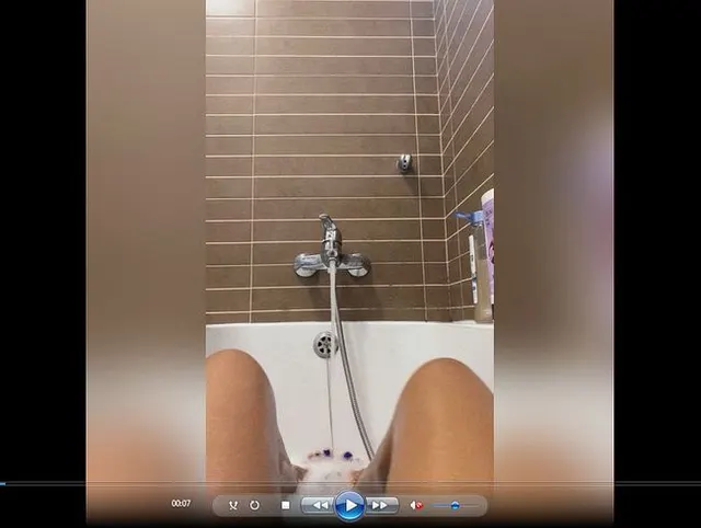 Willst du mit mir baden?