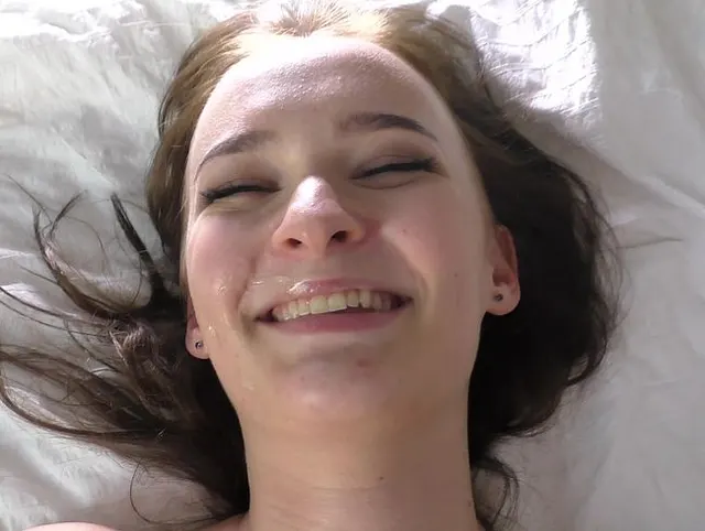 Endlich leckeres Sperma schlürfen!!!
