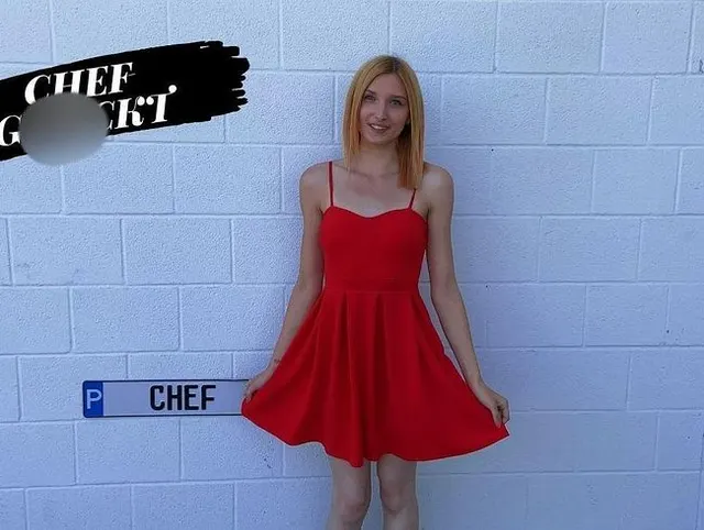 Creampie vom CHEF! Nach der Arbeit mit Anal-Plug überrascht!
