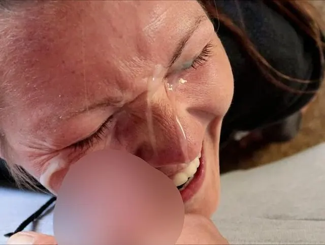 VON DER FREUNDIN ERWISCHT! Beim Facial überrascht!