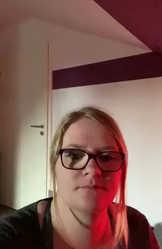 Strippen mit ein bisschen SB Wunschvideo