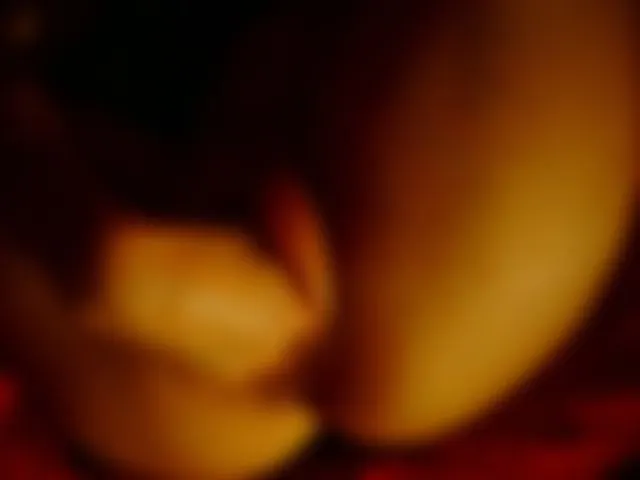 pralle Muschi - gefistet und gefickt