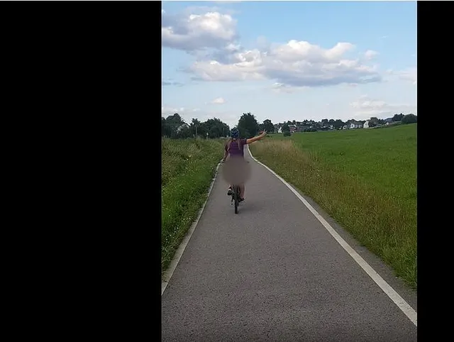 Radfahren mit blanken po