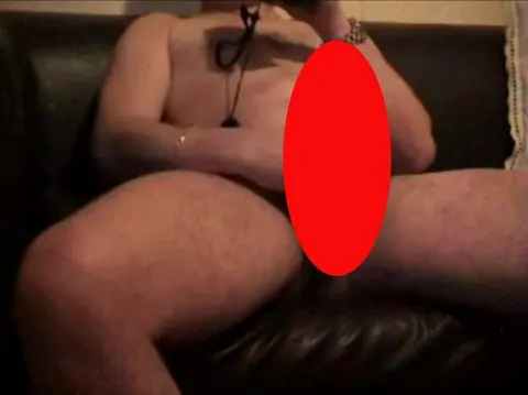 Cum auf der Couch