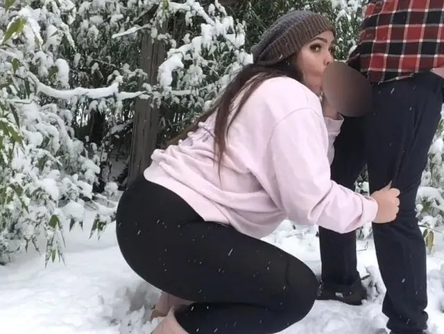 Franzi's geiles Outdoor Schneeblasen!!!