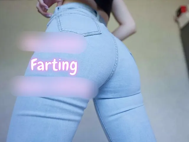 Furzen In Engen Jeans! Gesichtssitzen Arsch Fetisch POV