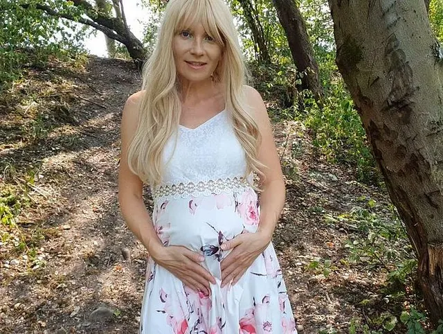 Darf ich das? Ich habe vorher noch nie als Schwangere einfach in die Wildnis gepinkelt!