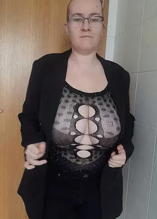 Die sexy Chefin ist im Haus, ich hoffe ihr ward alle fleißig