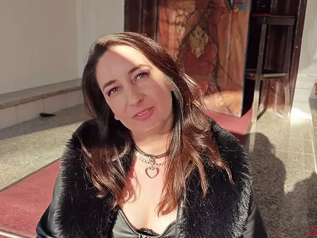 Ariel erzählt pikante Details vom Pornocasting