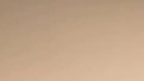 Mögt ihr geile Nylonstrumpfhosen wo die Muschi durchblitzt?