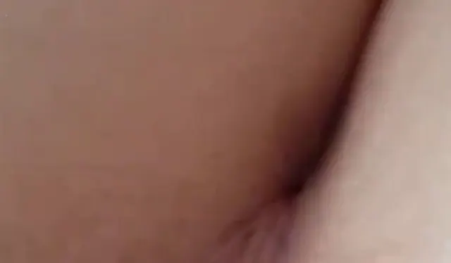 Nahaufnahme wie der Dildo in meiner Feuchten Pussy verschwindet