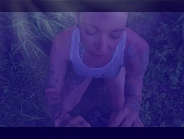 Into the woods - mein erster Outdoor-Blowjob auf Video
