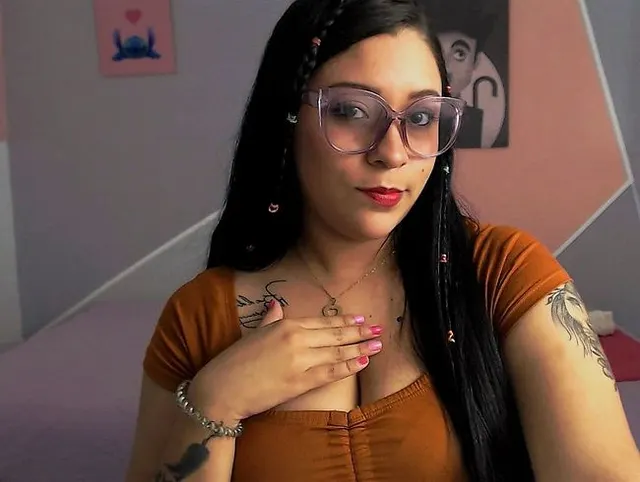 Sexy Latin-Gi