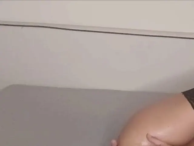 Meine erste Doppeldildo Aktion! Wie geil...beide Löcher verwöhnt!