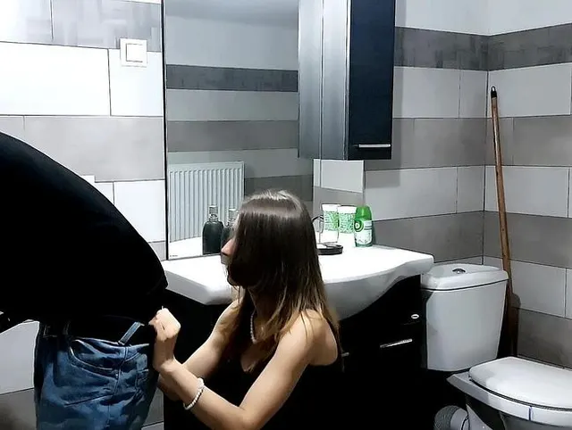 Rimjob außer Rand und Band, als das Make-up meiner versauten Frau durch schlampiges Arschlecken zerstört wird